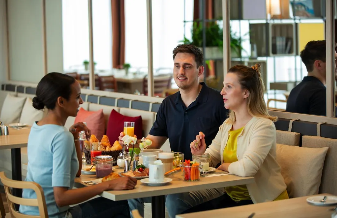 Intercityhotel Zuerich Airport-1